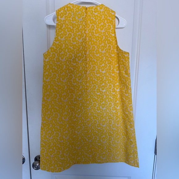 Tuckernuck yellow daisy jacquard grace dress- small NWT (retail $198) heritage - Picture 4 of 8